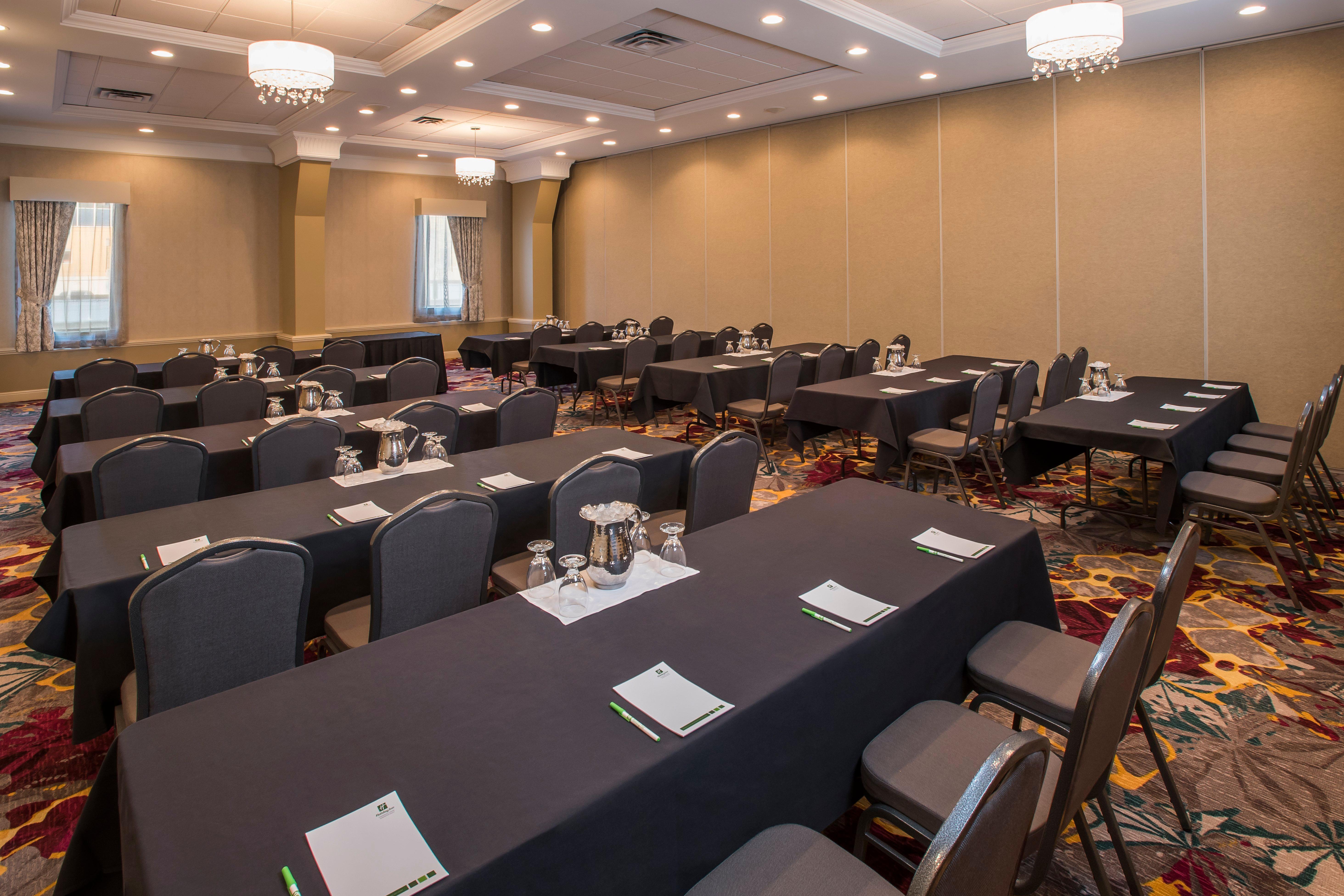 Holiday Inn Conference Centre Edmonton South By Ihg Extérieur photo
