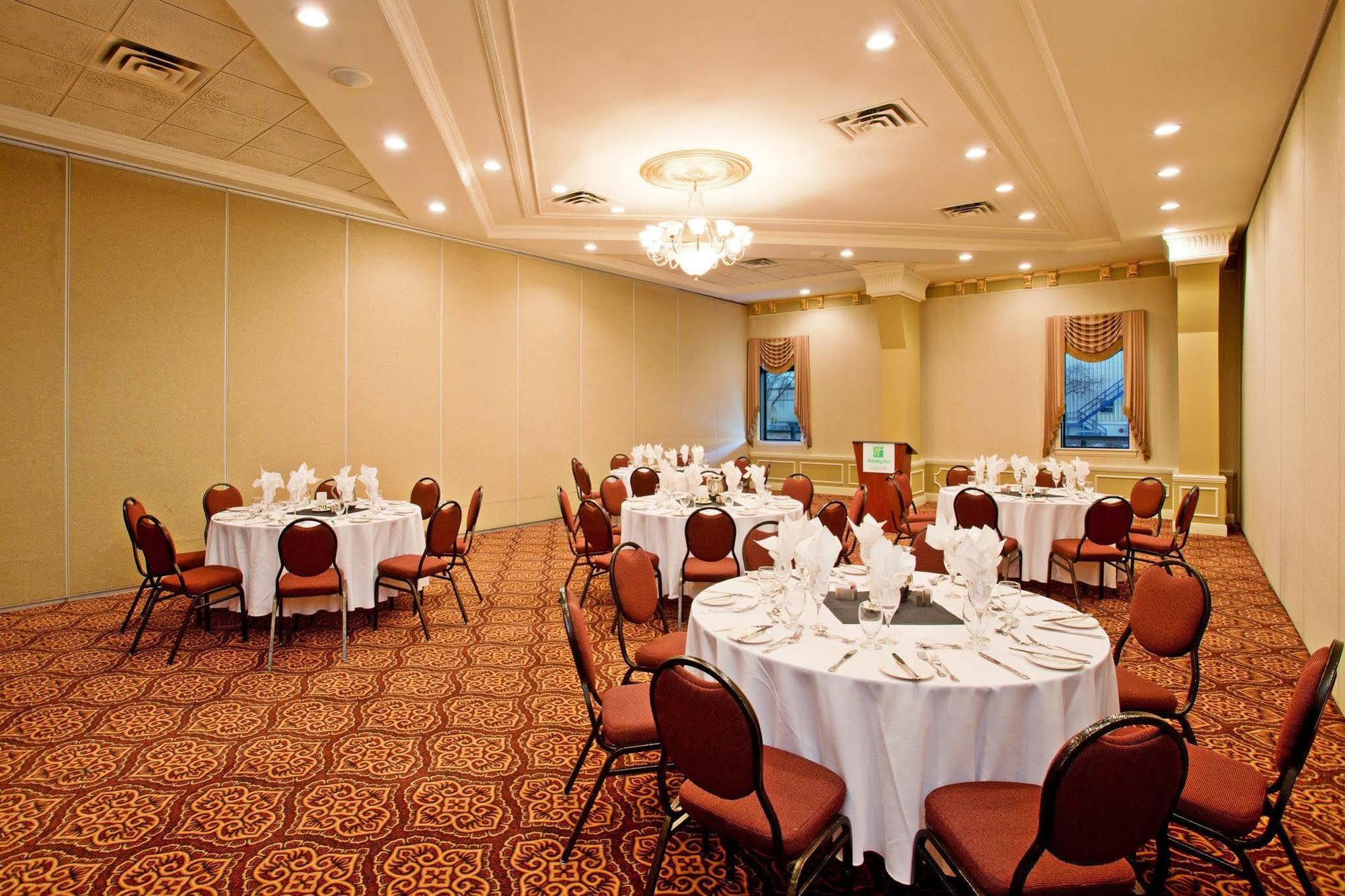 Holiday Inn Conference Centre Edmonton South By Ihg Extérieur photo