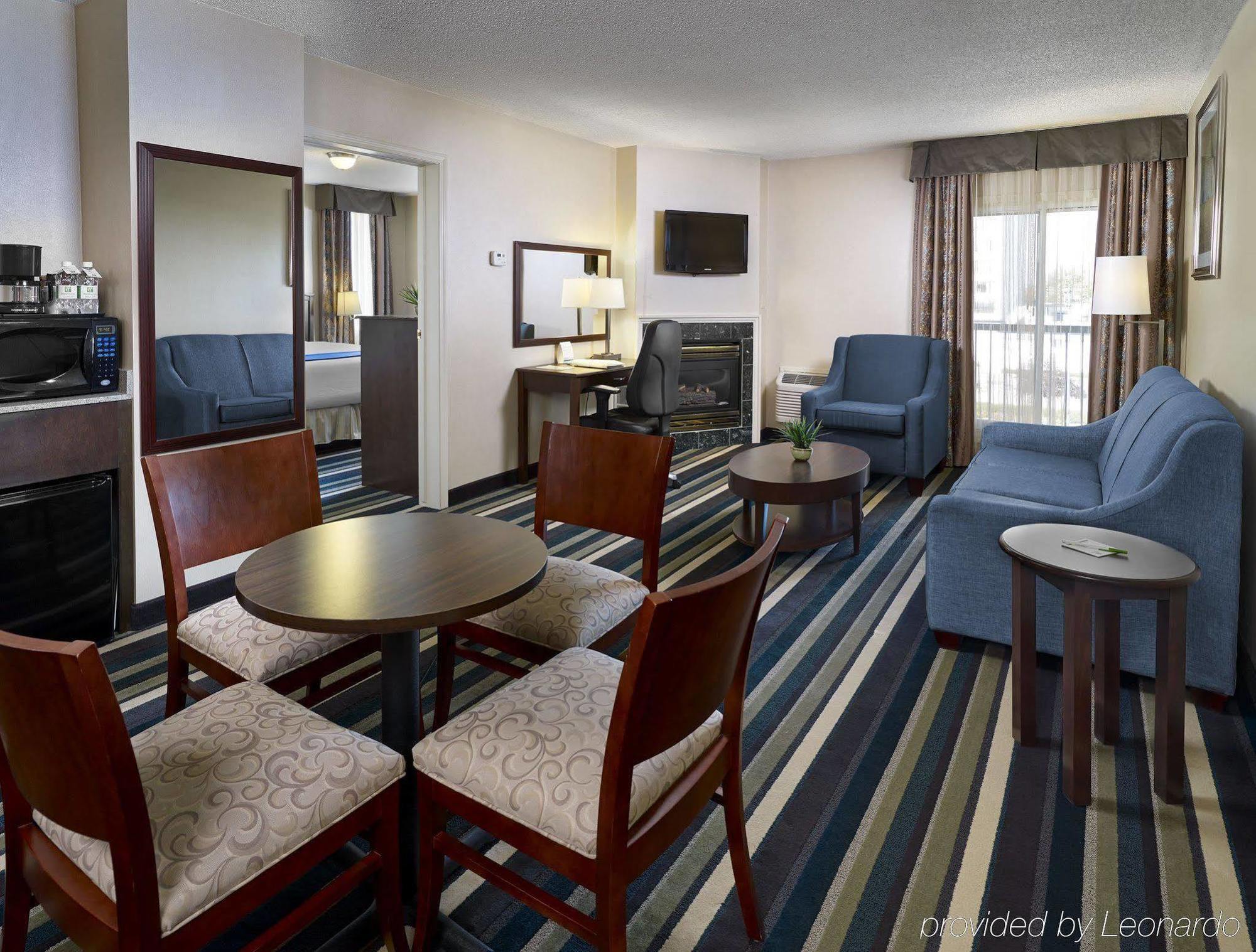 Holiday Inn Conference Centre Edmonton South By Ihg Extérieur photo